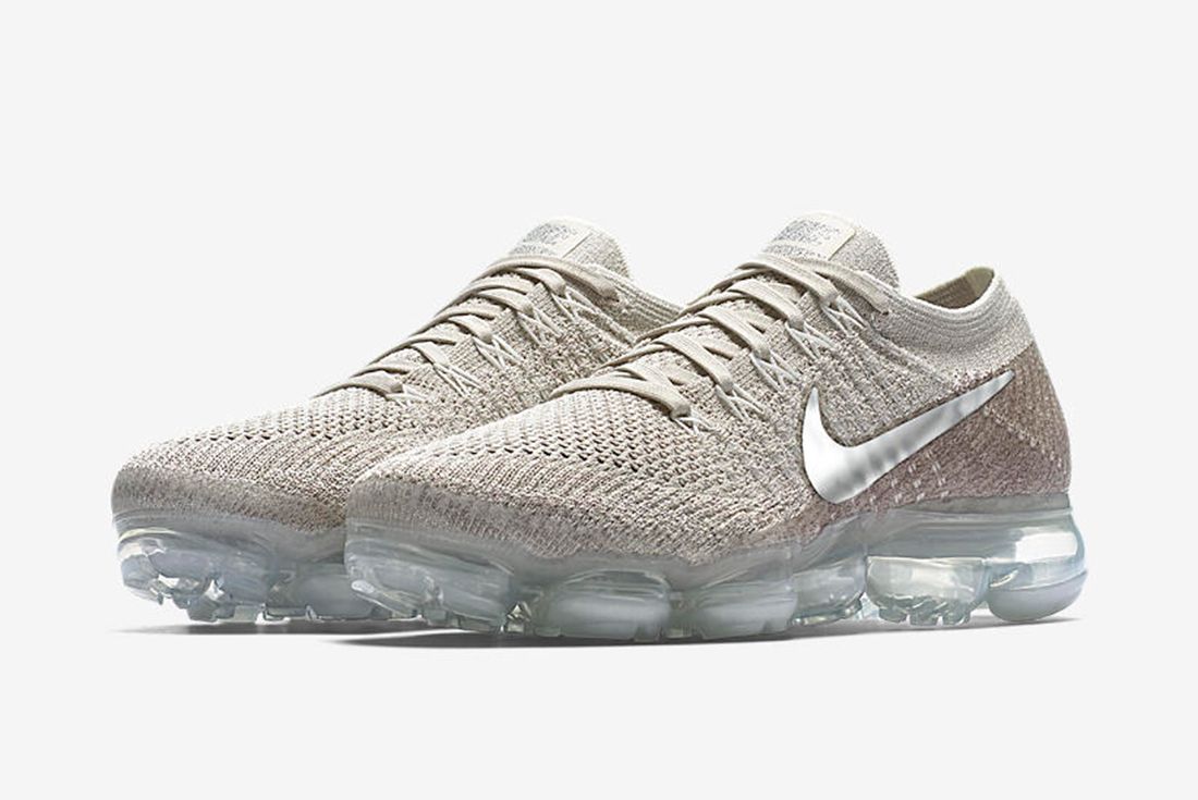 nike vapormax blush