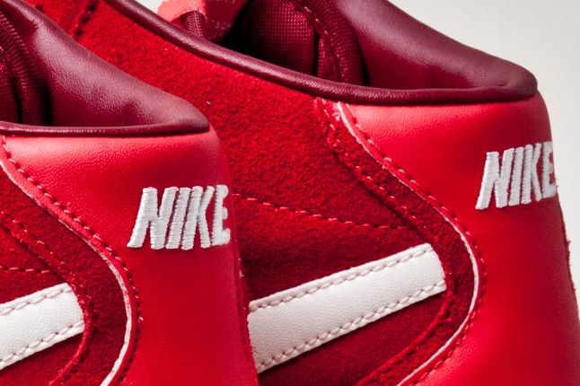 Nike Bruin Mid Red Det 1