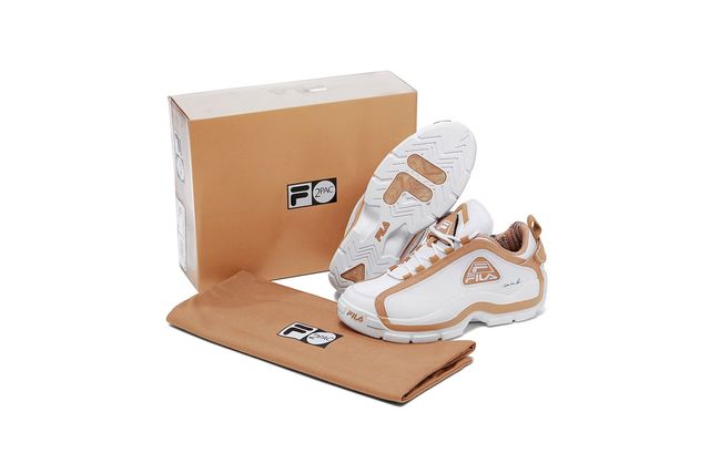 grant hill shoes tupac