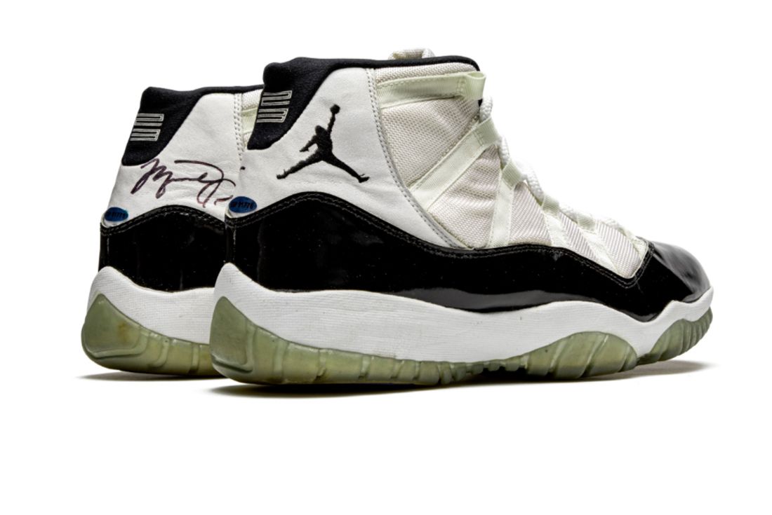 Air Jordan 11 ‘Concord’ Game-Worn Player Exclusive Heel