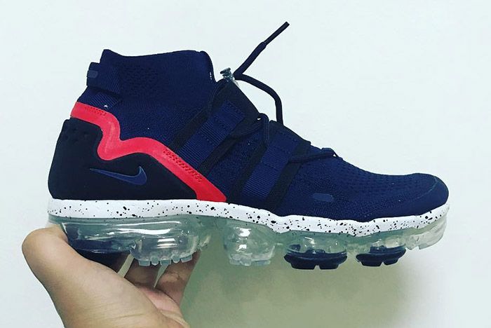 Nike Air Vapormax Mid Blue Red 5