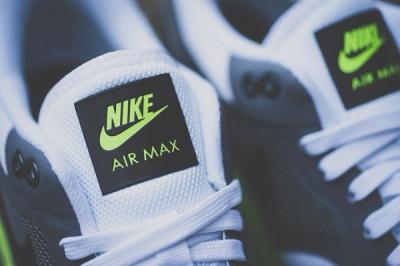 Nike Air Max Lunar 1 Grey Volt 4
