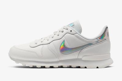 Nike Welcome More Styles into Holo Heaven