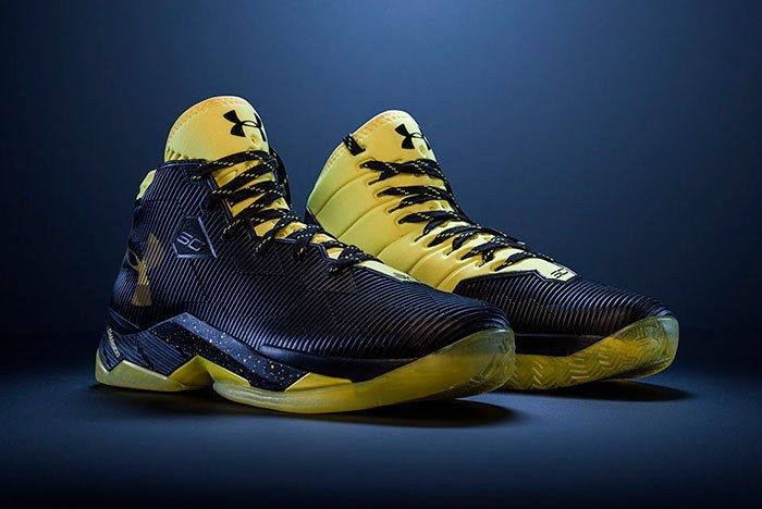 Under Armour Curry 2.5 (Black Taxi) - Sneaker Freaker