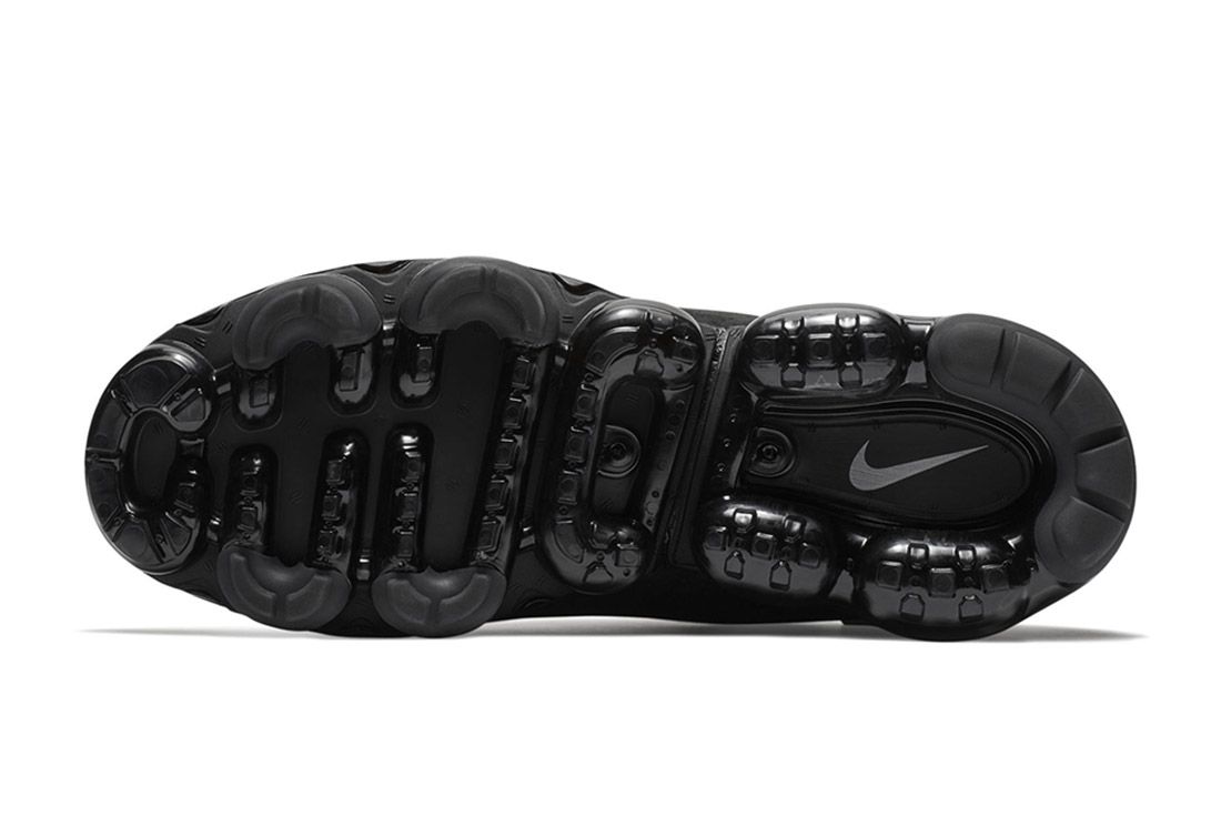 Nike Air Vapormax Suede 1