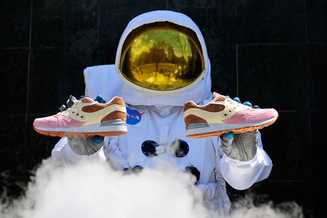 Extra butter x saucony space outlet snack