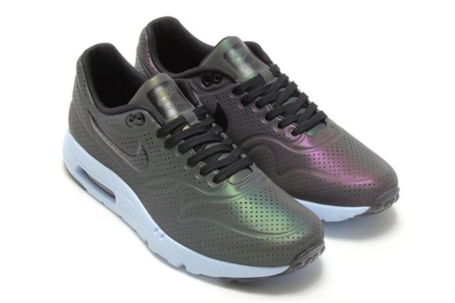 Nike Air Max 1 Ultra Moire Iridescent 03