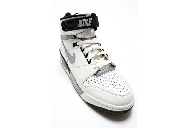 Nike Air Revolution Vntg Qs White Grey Releases