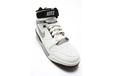 Nike Air Revolution White Grey Toe Profile 1