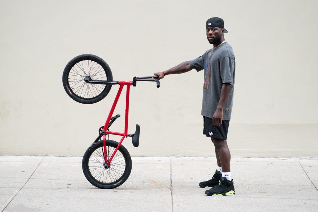 Nigel Sylvester Signs With the Jordan Brand