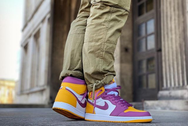 Air Jordan 1 - Sneaker Freaker