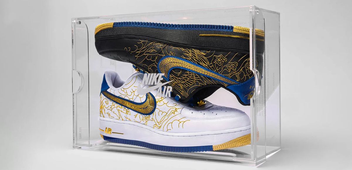 kim-a: Transform the Air Force 1 into a $330,000 Gold Grail