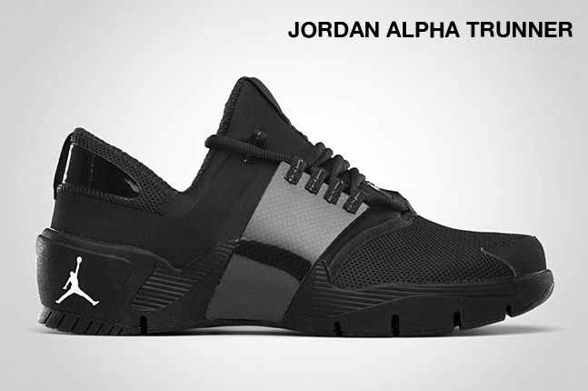 Jordan Alpha Trunner Black 1