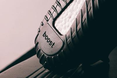 Adidas Yeezy Boost 350 V2 Black14