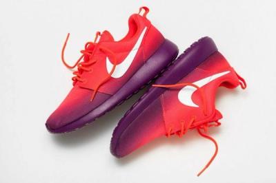 Nike Roshe Run Red Purple