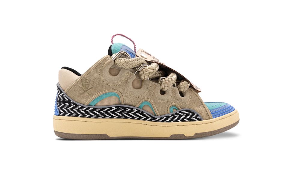 Curb Sneaker