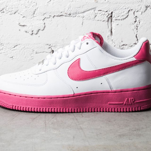 Nike Air Force 1 Pink) - Sneaker Freaker