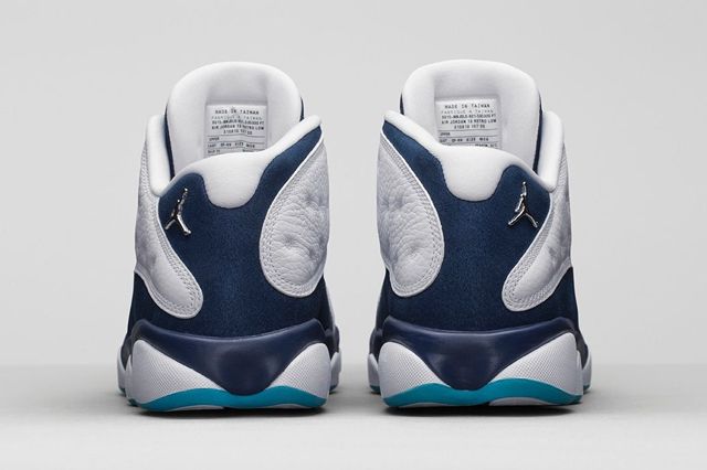 Air Jordan 13 Low (Navy) - Sneaker Freaker