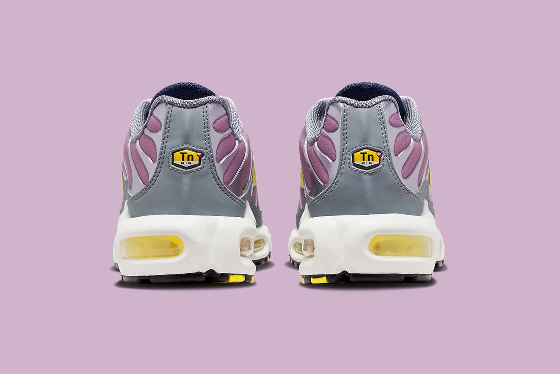 Purple metallic air hot sale max plus