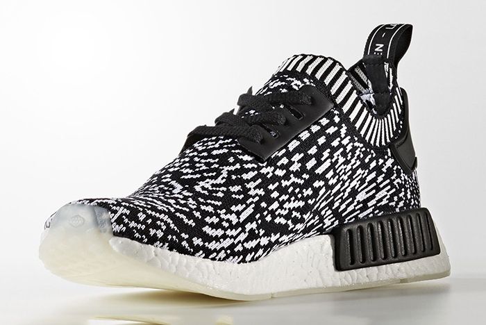 Adidas Nmd R1 Zebra 5