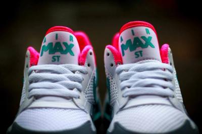 Nike Air Max St Hyper Peanut 4