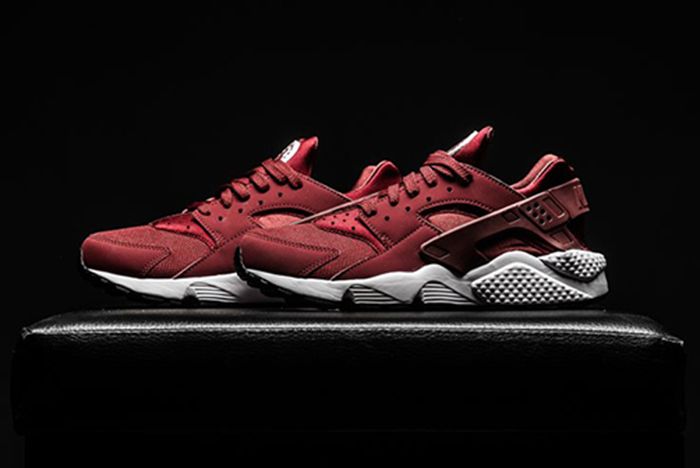 air huarache team red