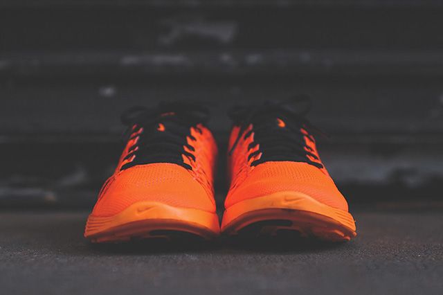 Nike Lunaracer 3 Total Orange 2
