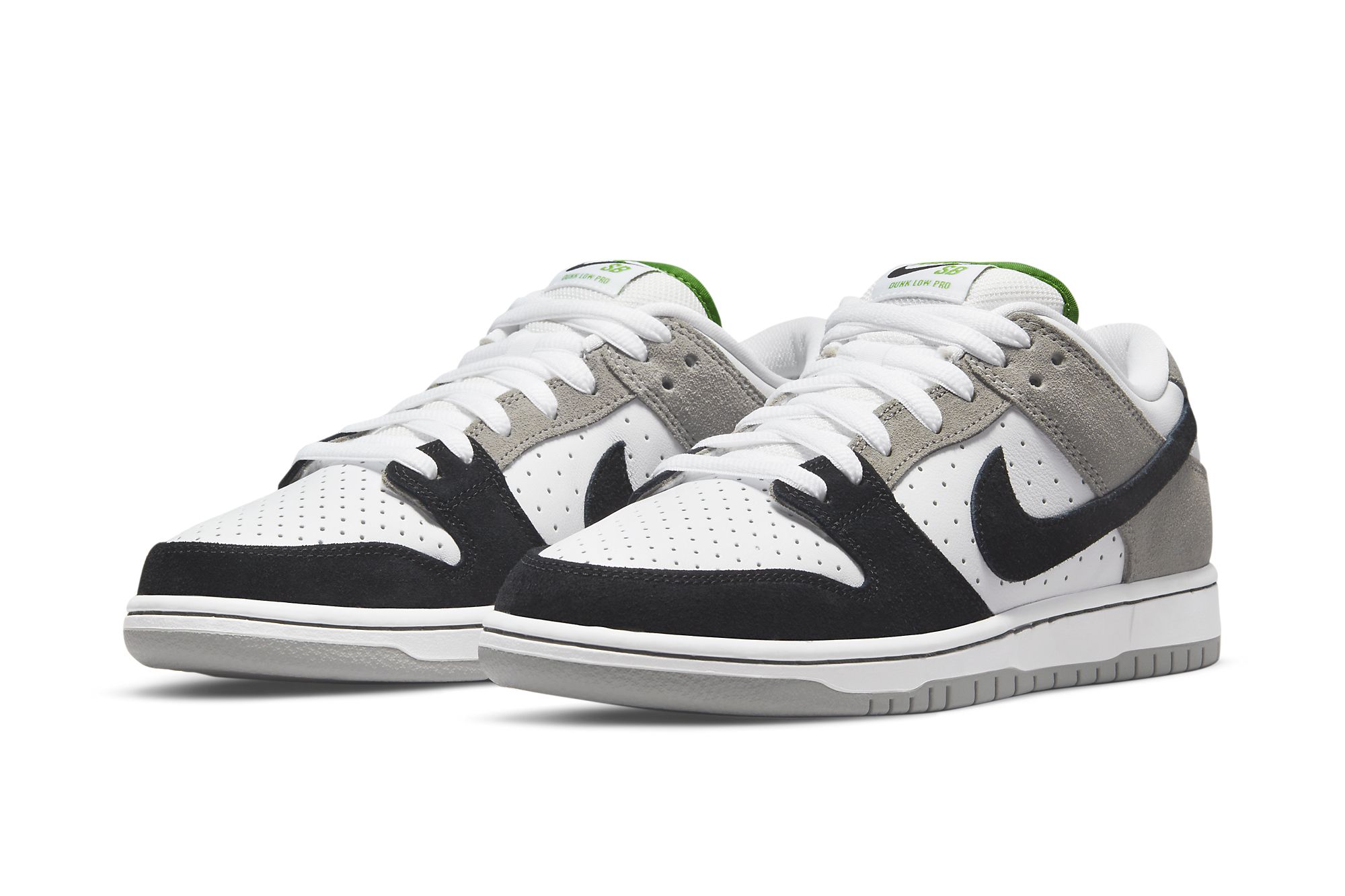 Nike SB Dunk Low 'Chlorophyll' Official Images