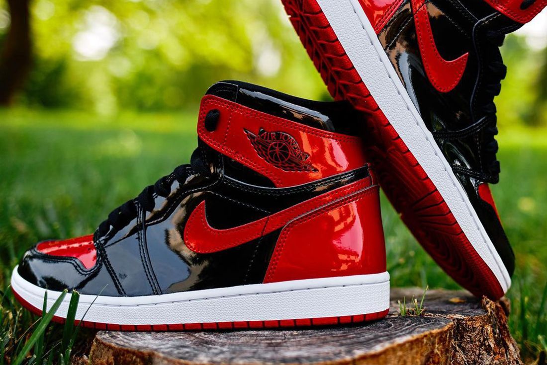 jordan 1 banned red laces