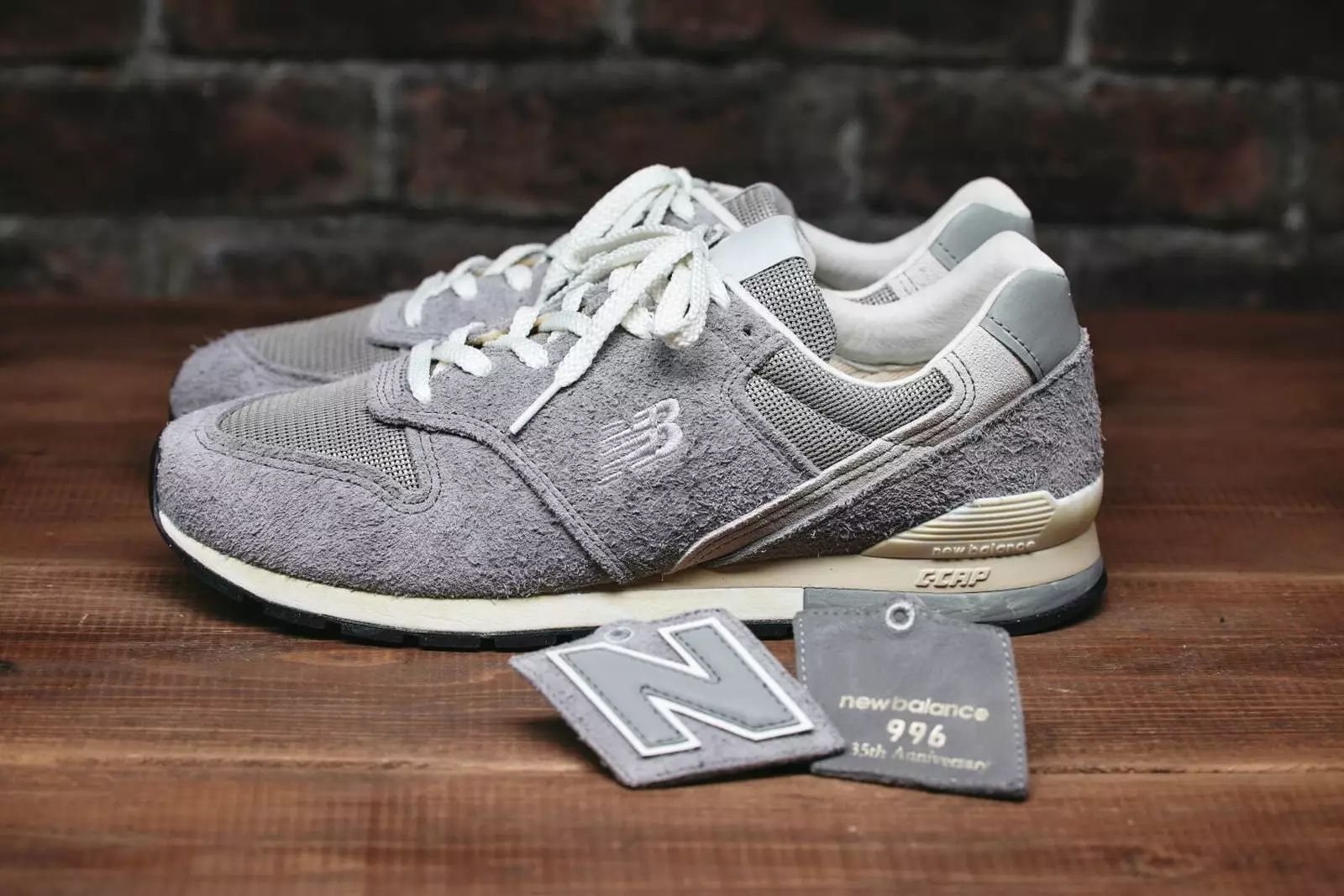 New Balance Japan Releases 35th Anniversary Edition of the 996 Releases