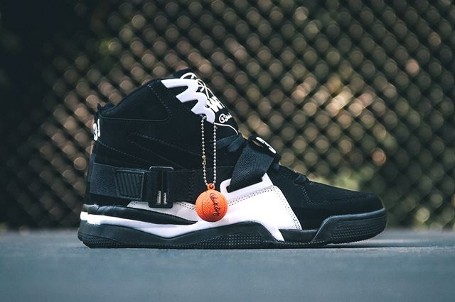 The Concept Shoe | Black And White – Ewing Athletics