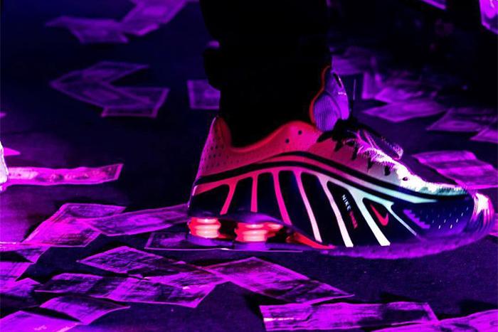Neymar Nike Shox R4 Closer Look Release Date Drake Las Vegas Concert