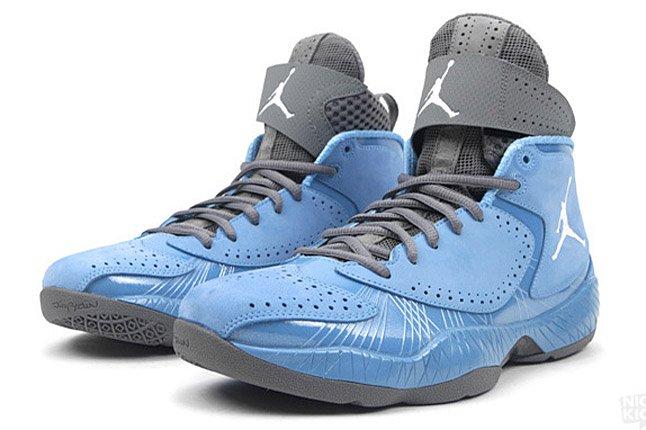 Air Jordan 2012 University Blue 1 1