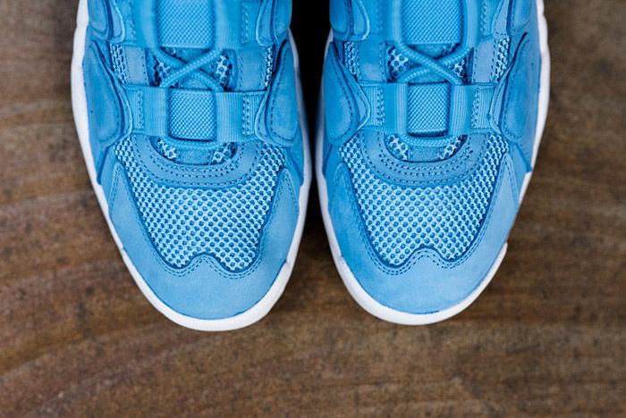 nike uptempo 95 university blue