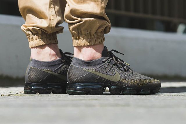 mens khaki vapormax