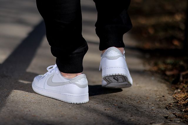 jordan 1 low og neutral grey