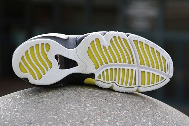 Sole Collector Nike The Glove Sonics 2