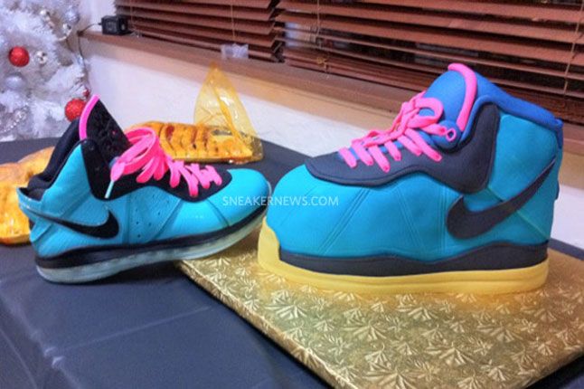 Sneaker Freaker Sneaker Cakes Nike Lebron 8 South Beach 01 1