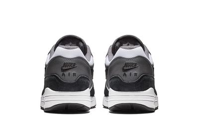 Nike Am1 Black White Sneaker Freaker3