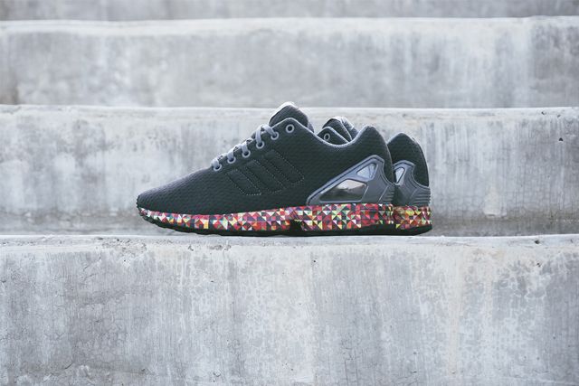 adidas Zx Flux (Onix) - Releases