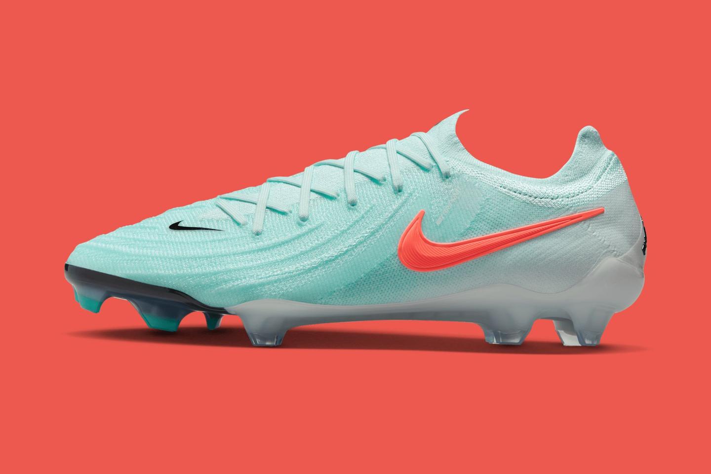 Hinh anh 9: Cac mau giay da bong Nike noi bat nam 2025 nhu Mercurial va Tiempo