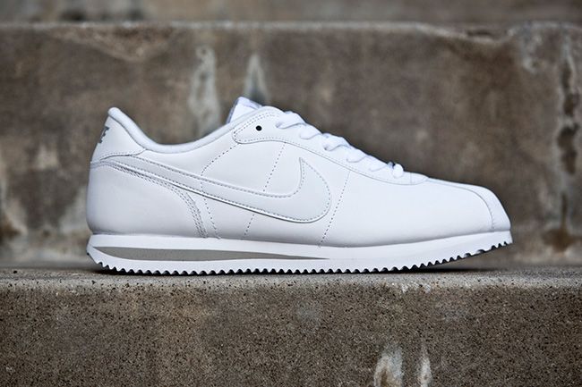 nike cortez all white leather mens