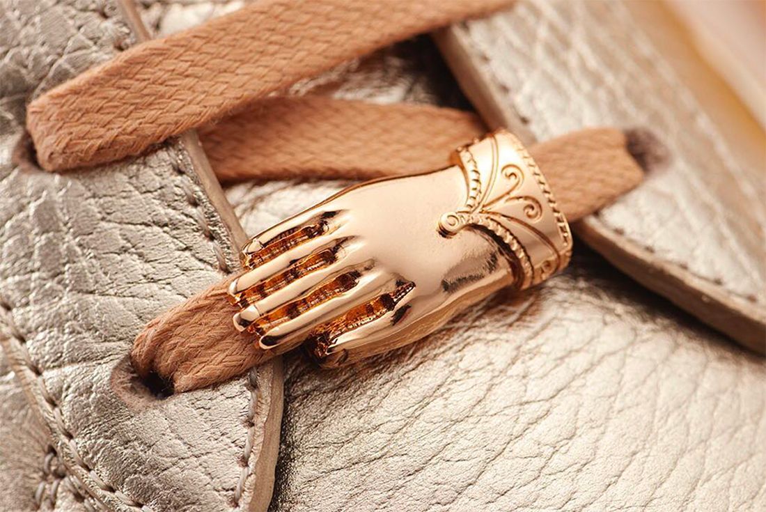 sneakers in game of thrones