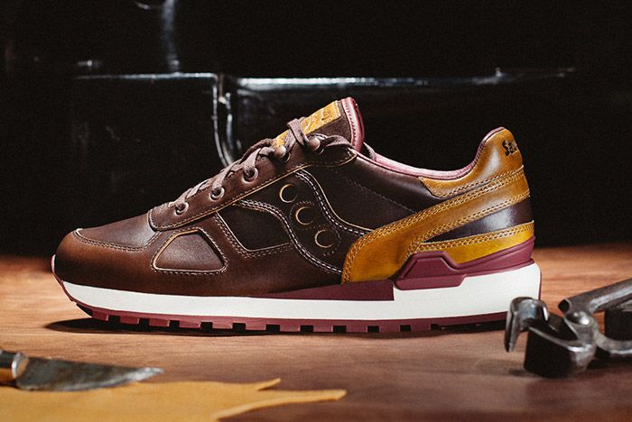 Saucony Wolverine Shadow Brown Leather 1000 Mile Boot Thumb