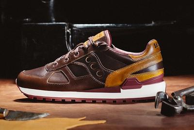 Saucony Wolverine Shadow Brown Leather 1000 Mile Boot Thumb