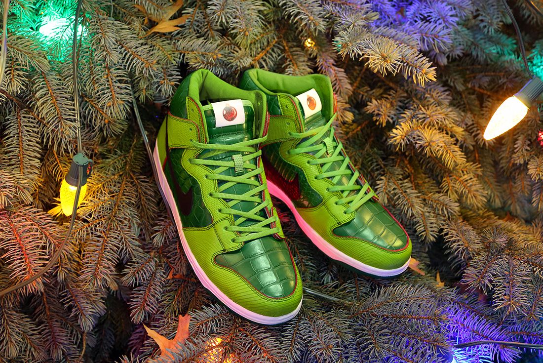 Ceeze Delivers Nike SB Dunk High ‘Grinch’ Gift Ahead of Christmas
