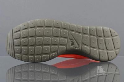 Nike Roshe Run 2Faced Green Outsole 1