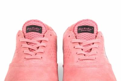Nike Koston 2 Qs Pink Digital Tongue Detail 1