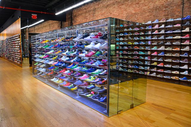 sneaker stores like flight club