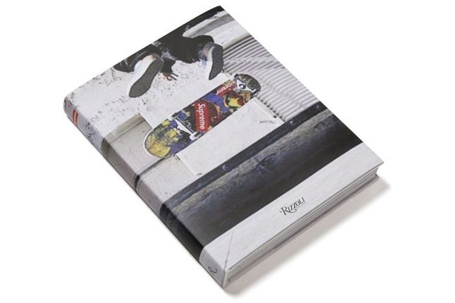 Supreme Book 4 1